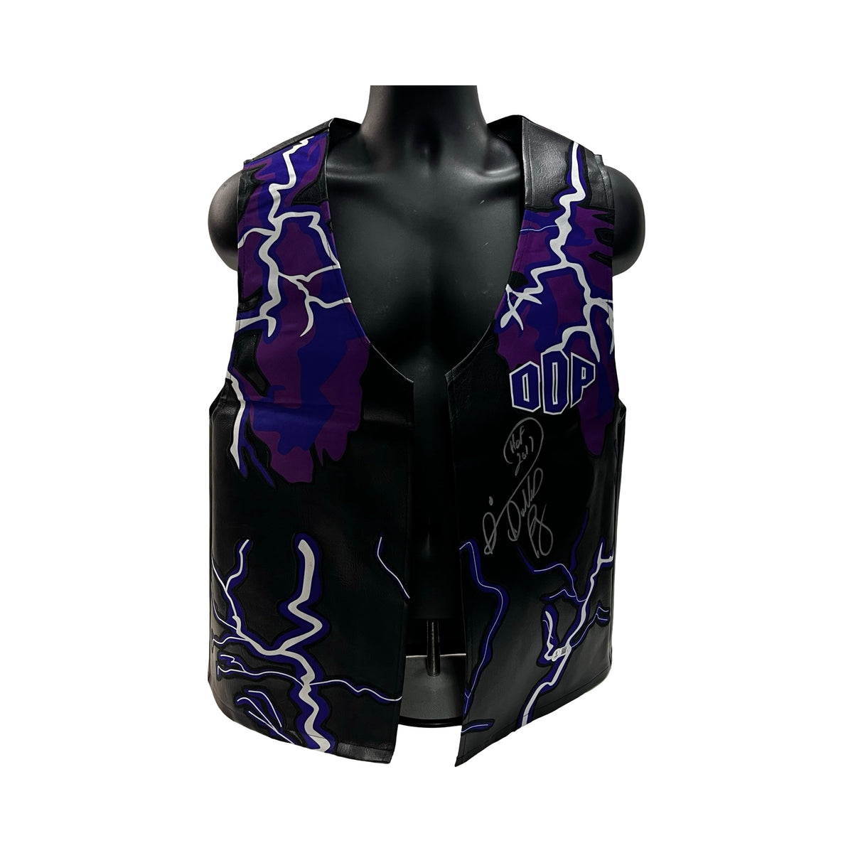 Diamond Dallas Page Autographed WWF/WCW Vest HOF 17" Inscription Beckett product image 1, provided for visual reference and