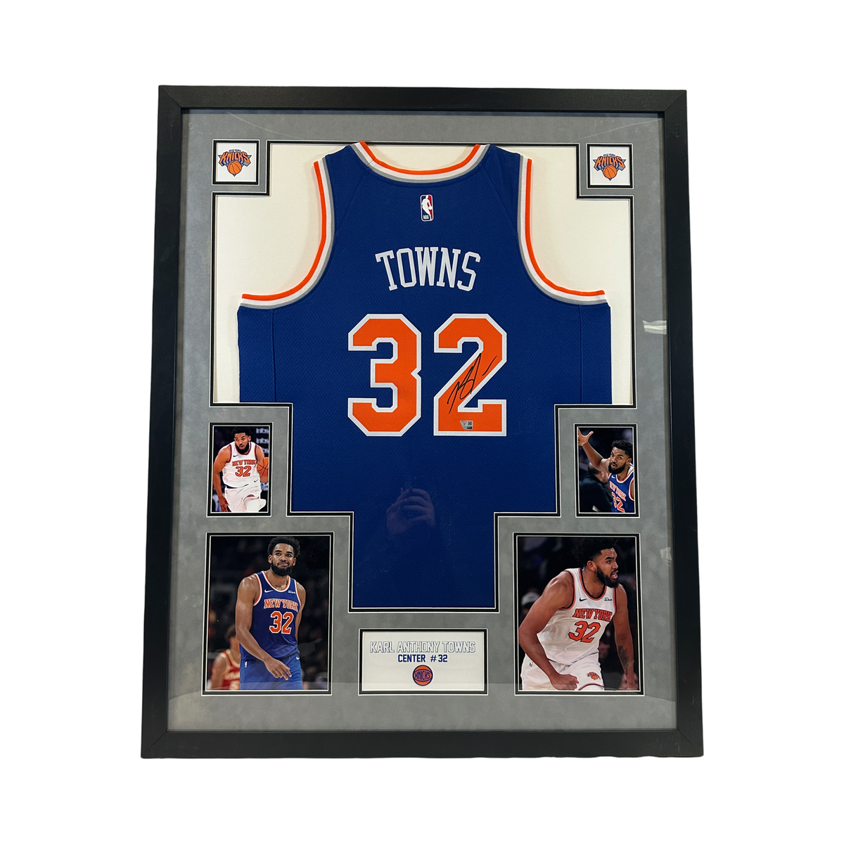 Karl Anthony Towns Autographed New York Knicks Framed Swingman Jersey Fanatics product image 1, provided for visual