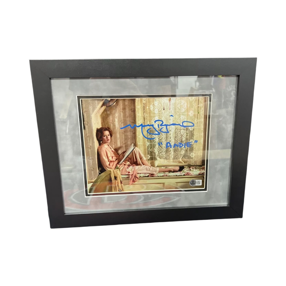 Molly Ringwald Autographed Pretty In Pink Framed 8x10 Beckett product image 1, provided for visual reference and product