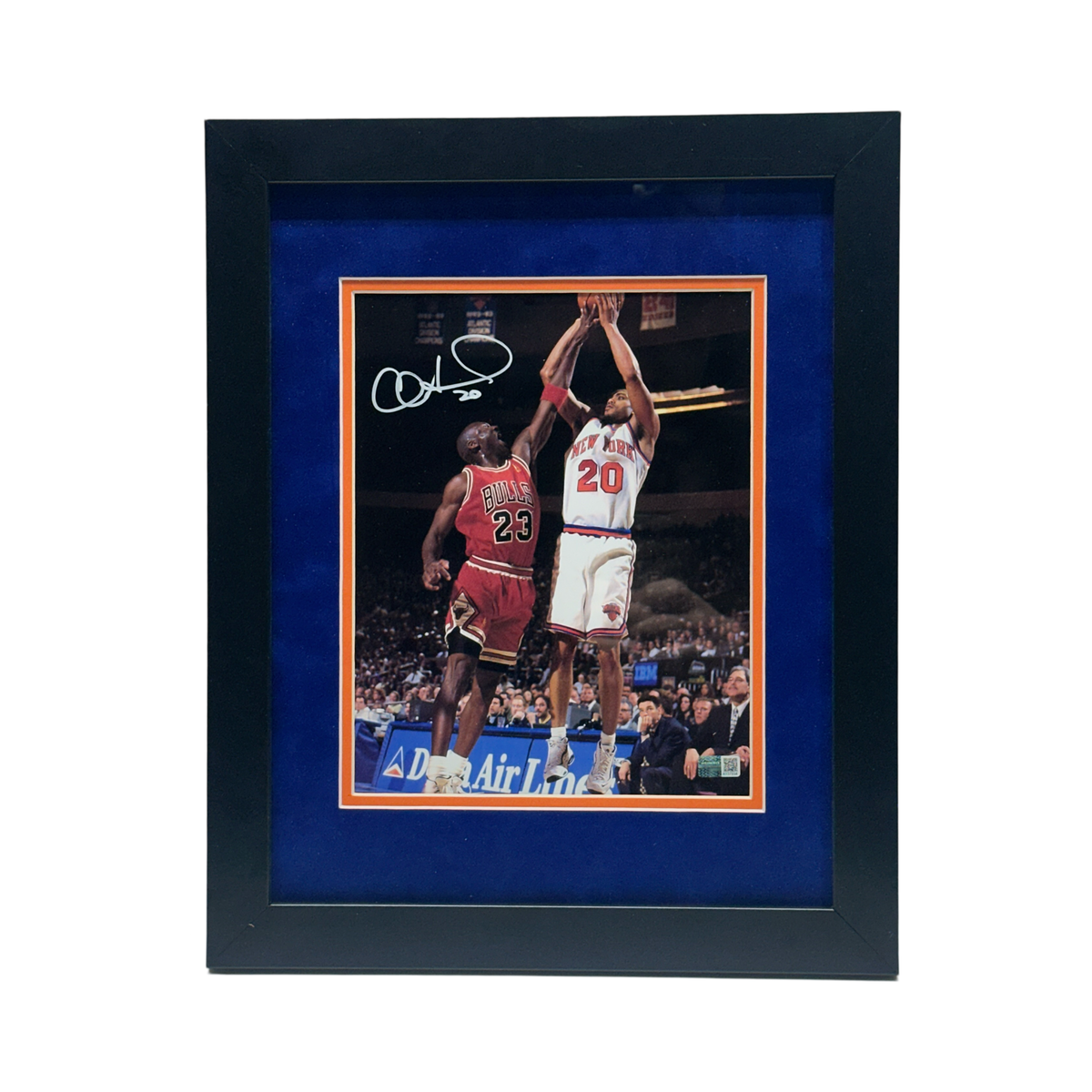 Allan Houston Autographed New York Knicks Jumpshot vs Jordan 8x10 Steiner CX - Framed product image 1, provided for visual