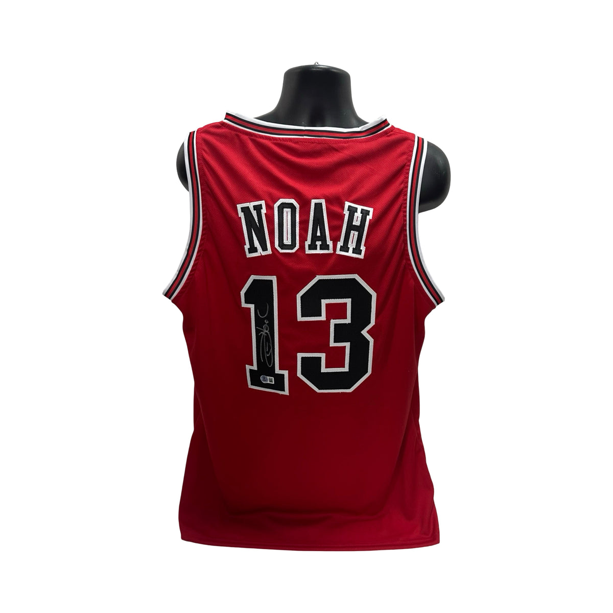 Joakim Noah Autographed Chicago Bulls Red Jersey Beckett product image 1, provided for visual reference and product detail